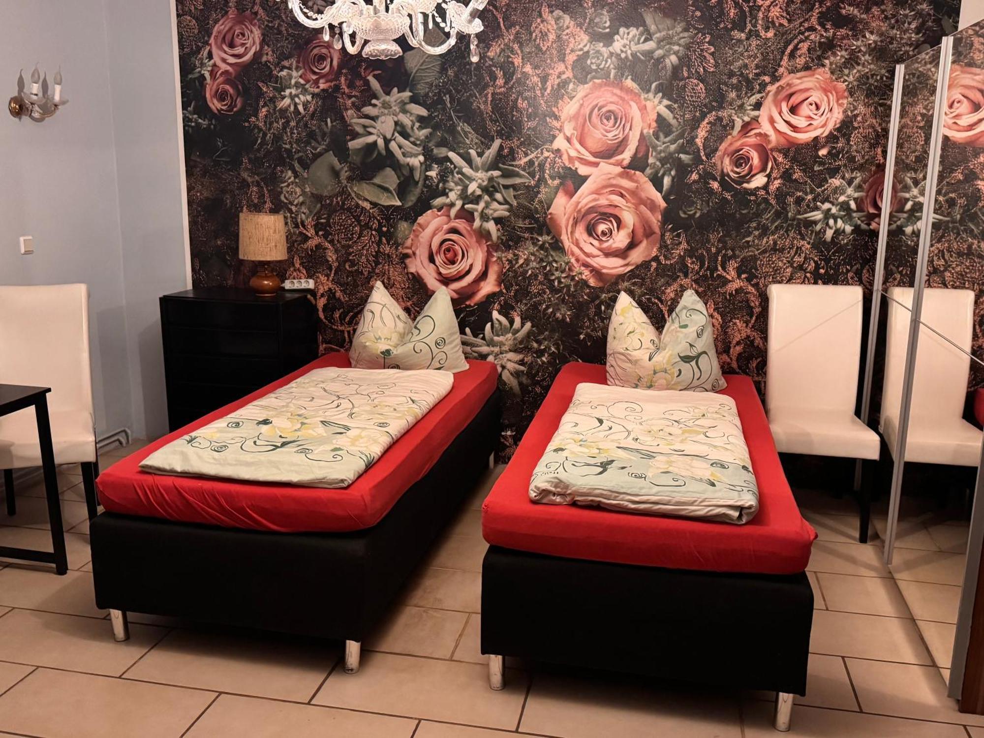 Bauernhof Privatzimmer Hortus Sandrine Gemeinschaftsbad Free Wifi Hausbreitenbach Esterno foto